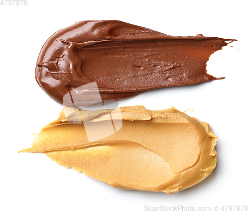 Image of melted chocolate cream and peanut butter