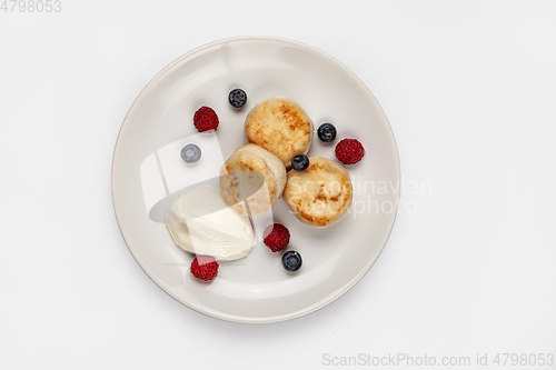 Image of Cheese Cakes And Berries