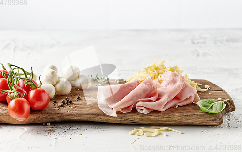 Image of various pizza ingredients