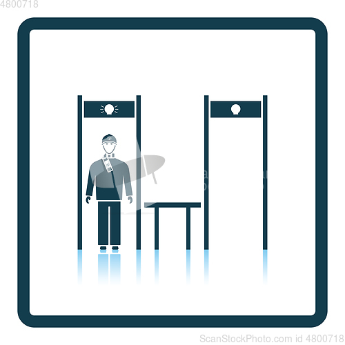 Image of Stadium metal detector frame with inspecting fan icon