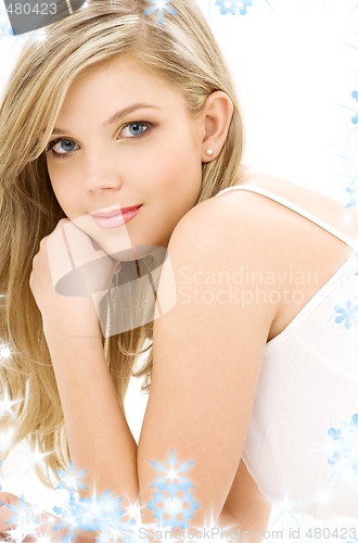 Image of blonde in white cotton underwear