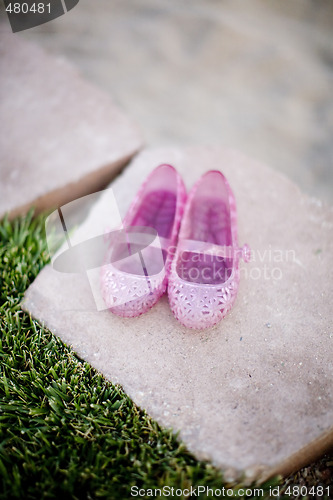 Image of girl shoes