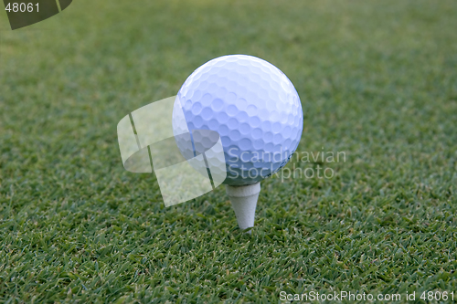 Image of golf ball 02