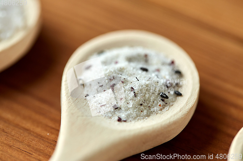 Image of close up of wooden spoon with flavored salt