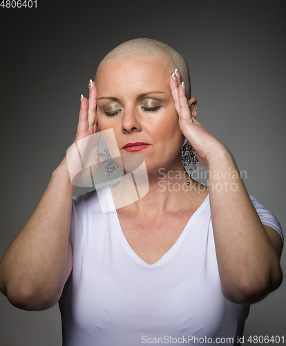 Image of beautiful woman cancer patient without hair