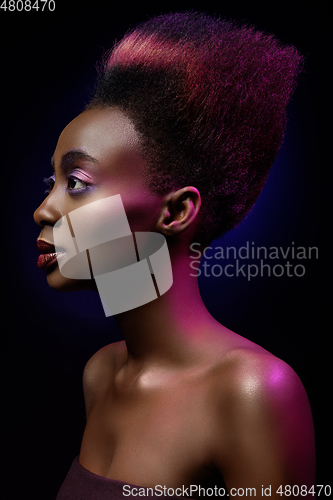 Image of black girl with glamorous hairstyle