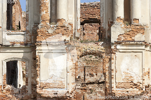 Image of Ruzhany Palace ruins