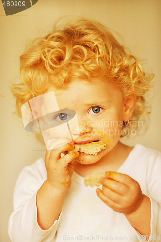 Image of Eating girl