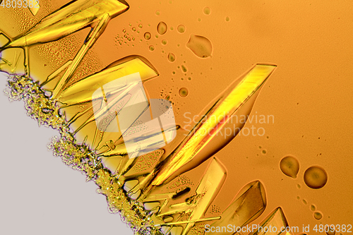 Image of ferric chloride crystals