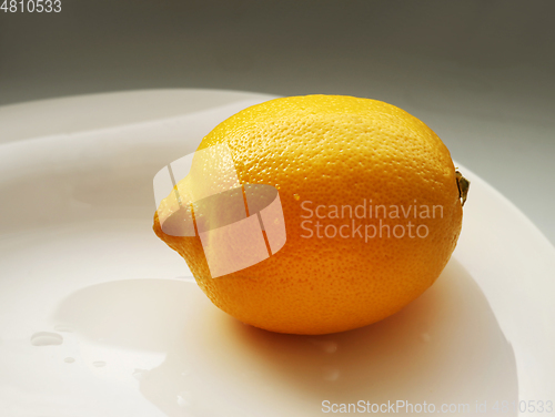 Image of Ripe juicy lemon