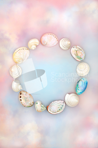 Image of Mother of Pearl Seashell Wreath