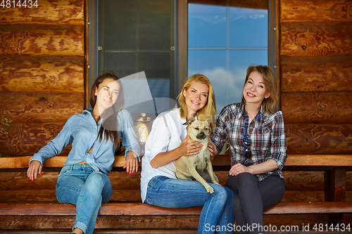 Image of young women drinking tea