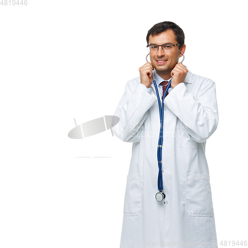 Image of doctor in white robe with stethoscope