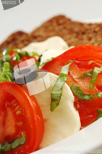 Image of Tomatoes with mozzarela