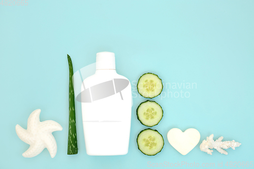 Image of Aloe Vera and Cucumber Herbal Treatment for Healthy Skin