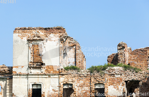 Image of Ruzhany Palace ruins