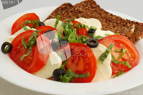 Image of Tomatoes with mozzarela