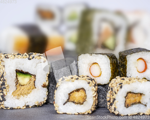 Image of sushi dish variation