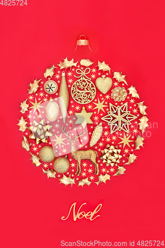 Image of Christmas Tree Bauble Decoration with Gold Noel Sign 