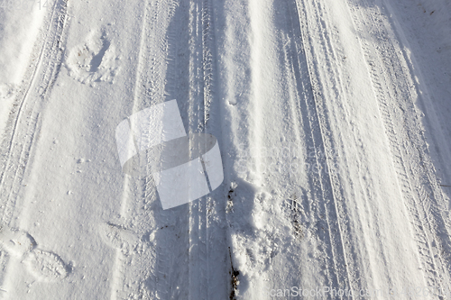 Image of muddy road, winter