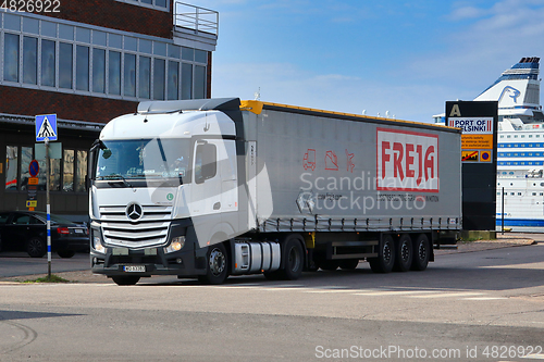 Image of Semi Truck Exits Port of Helsinki