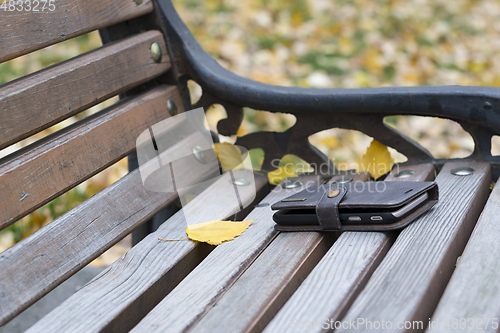 Image of Lost phone on the bench