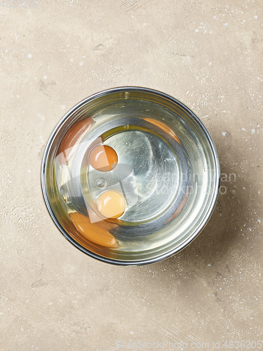 Image of bowl of raw eggs