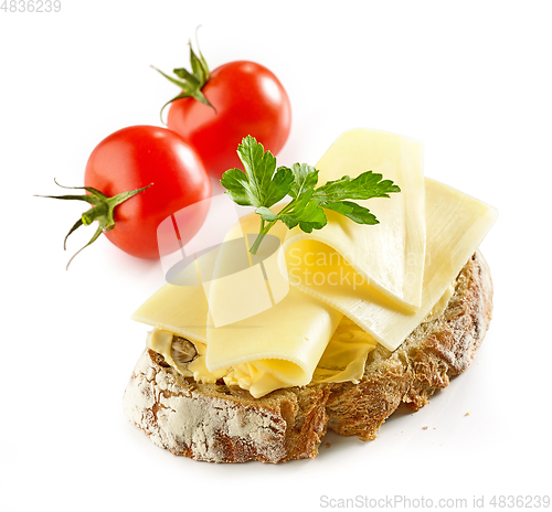 Image of slice of bread with cheese