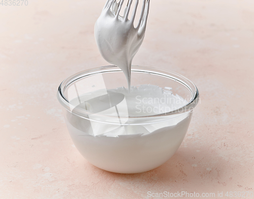 Image of bowl of whipped egg whites cream