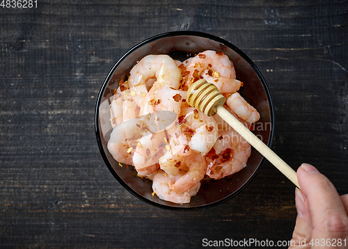 Image of bowl of prawns and chili flakes