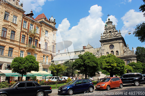 Image of street in Lviv with parked cars