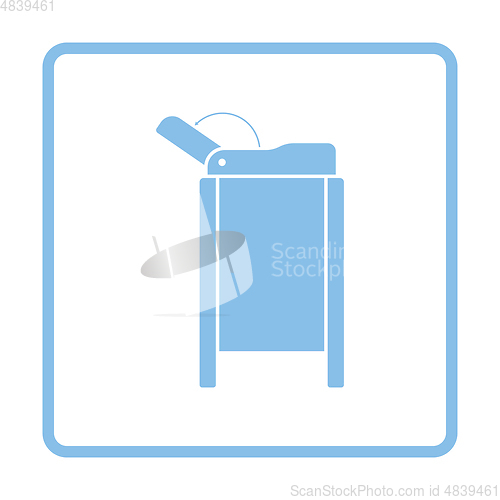 Image of Baby swaddle table icon