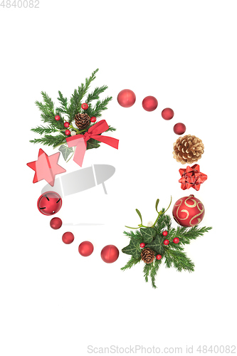 Image of Festive Christmas Wreath with Decorations and Fauna