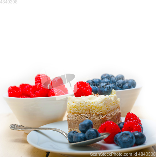 Image of fresh raspberry and blueberry cake