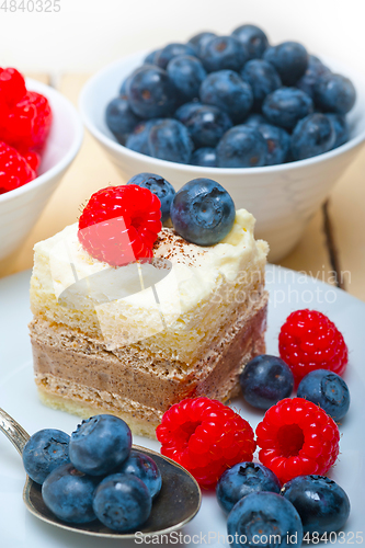 Image of fresh raspberry and blueberry cake