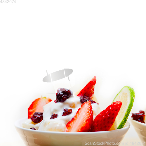 Image of fruit and yogurt salad healthy breakfast