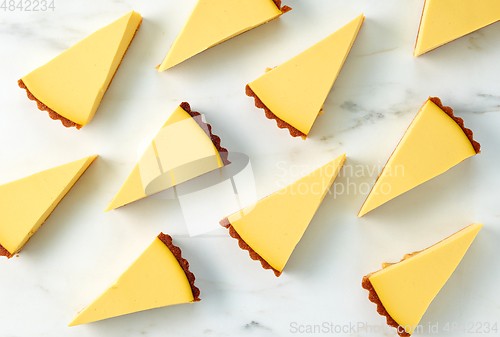 Image of pieces of fresh mango cake