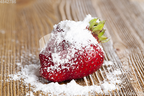 Image of sugar and strawberries