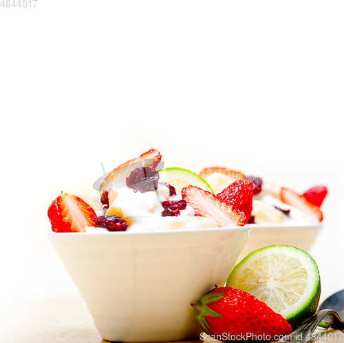 Image of fruit and yogurt salad healthy breakfast