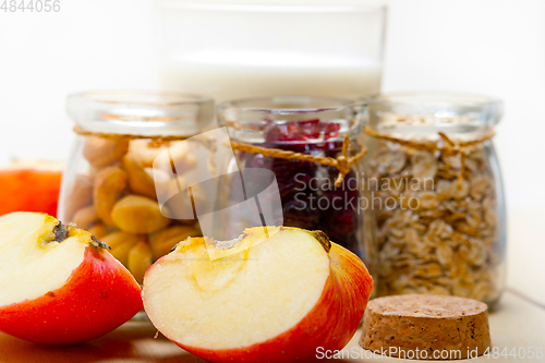 Image of healthy breakfast ingredients