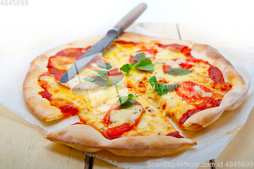 Image of Italian pizza Margherita