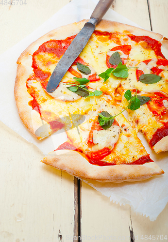 Image of Italian pizza Margherita