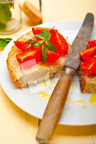Image of Italian tomato bruschetta