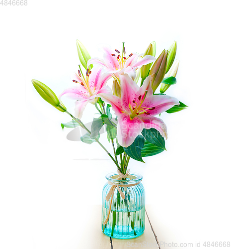 Image of pink lily flower bouquet