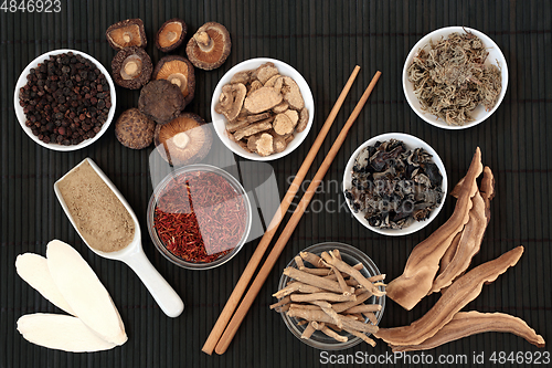 Image of Preparation of Chinese Herbs for Traditional Herbal Remedies