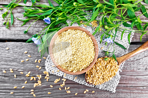 Image of Bran flaxseed in bowl on board top