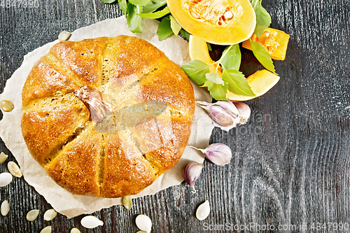 Image of Bread pumpkin on a board top