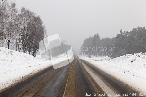 Image of Traces in the snow