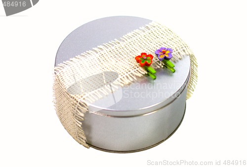 Image of metal gift box