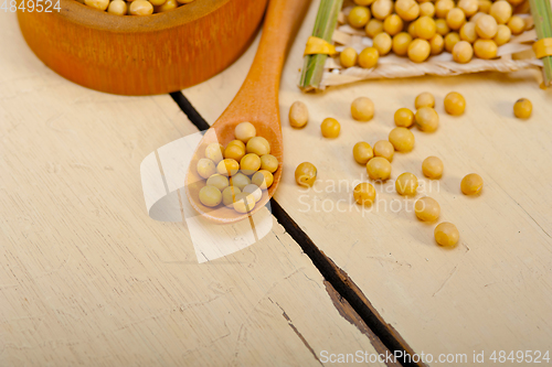 Image of organic soya beans